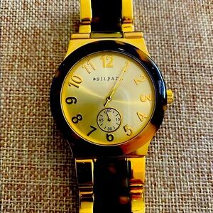 Vintage Silpada Watch, collectable nib, new battery excellent condition